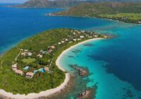 Aerial view of St. Joris Baai with turquoise waters.